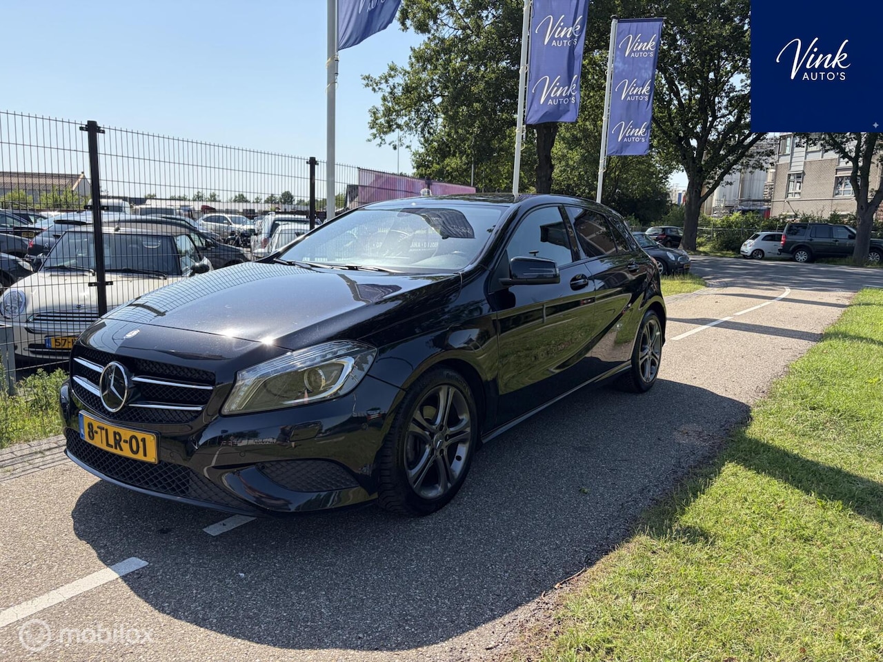 Mercedes-Benz A-klasse - 180 Edition |Navigatie | LM Sportvelgen | Climate & Cruise Control | Privacy glass - AutoWereld.nl