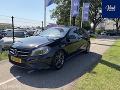 Mercedes-Benz A-klasse - 180 Edition |Navigatie | LM Sportvelgen | Climate & Cruise Control | Privacy glass