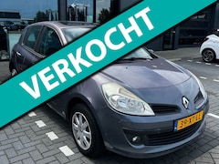 Renault Clio - 1.6-16V Dynamique automaat panodak org NL