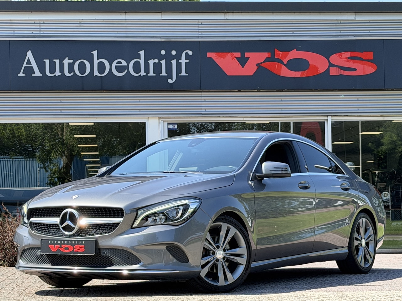 Mercedes-Benz CLA-Klasse - 180 Business Solution | Navi | Cruise | Camera | LED - AutoWereld.nl