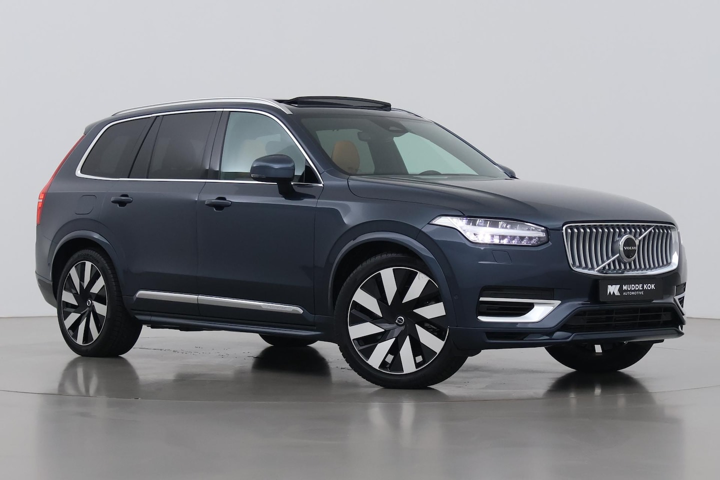Volvo XC90 - 2.0 T8 Recharge AWD Ultimate Bright | ACC | Luchtvering | Panoramadak | Bowers&Wilkins | M - AutoWereld.nl
