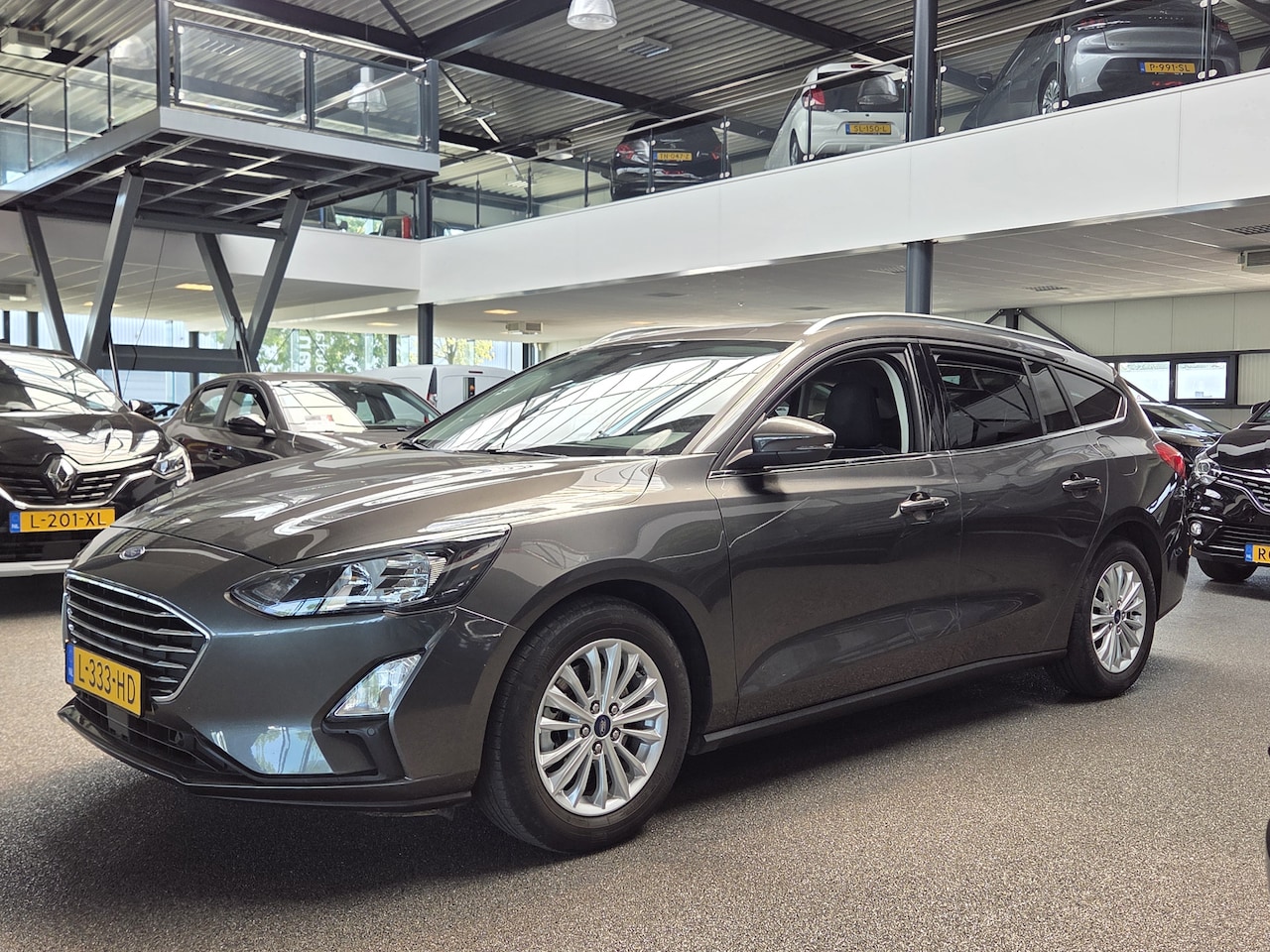 Ford Focus Wagon - 1.0 EcoBoost Titanium X Business 1.0 EcoBoost Titanium X Business - AutoWereld.nl