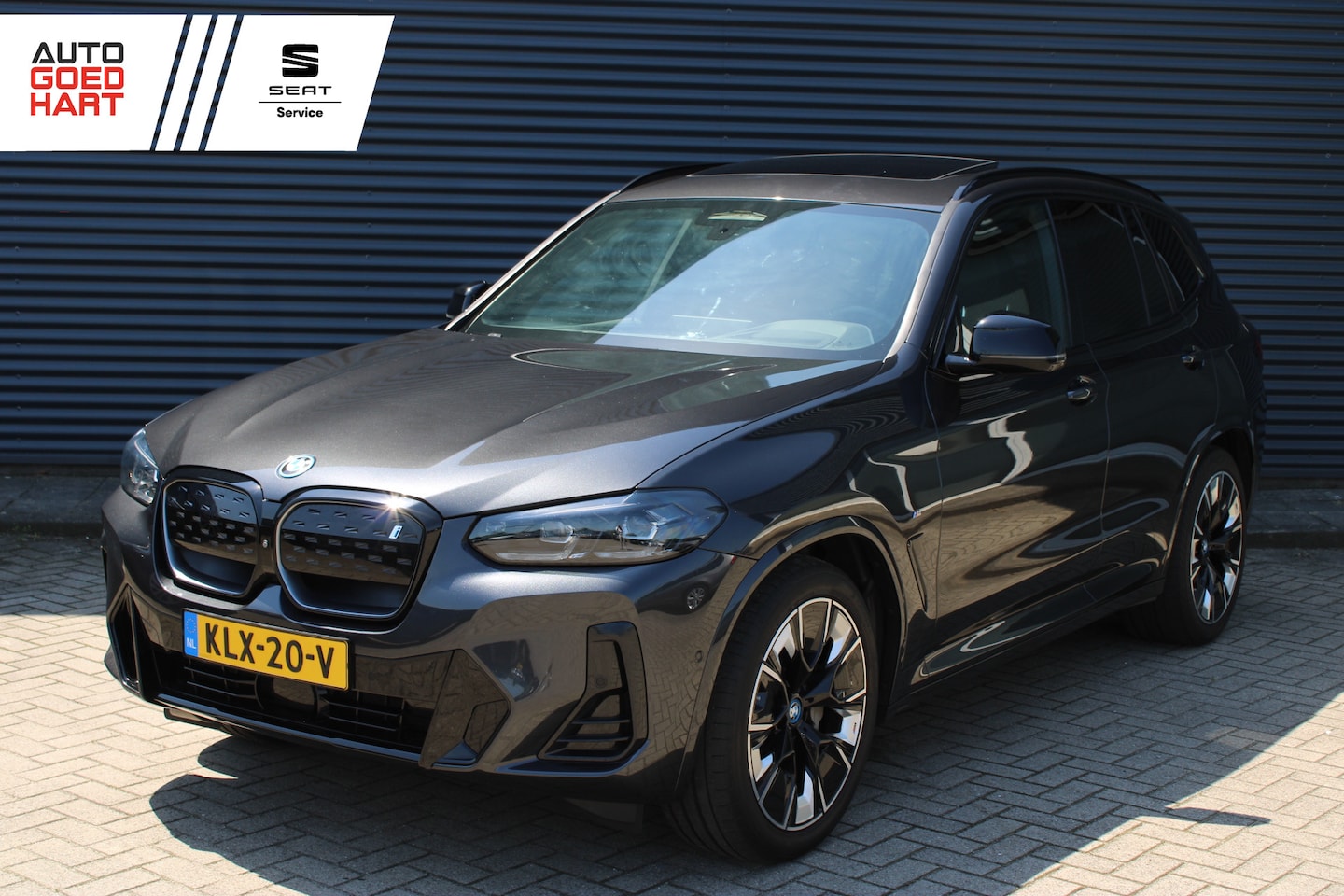BMW iX3 - M-Sport 80 kWh Panoramadak Harman-Kardon Elekt.-Trekhaak Head-UP Full-Led - AutoWereld.nl