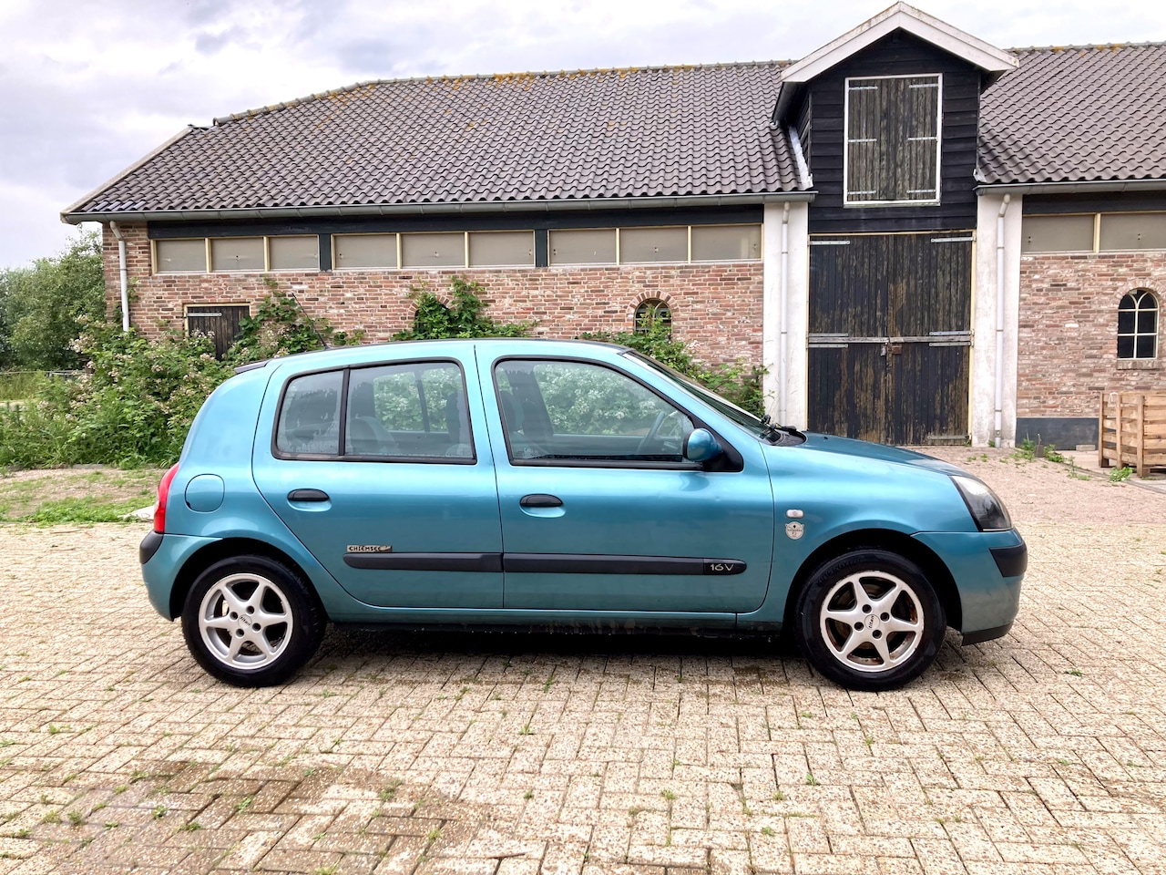 Renault Clio - 1.4-16V Expression - AutoWereld.nl