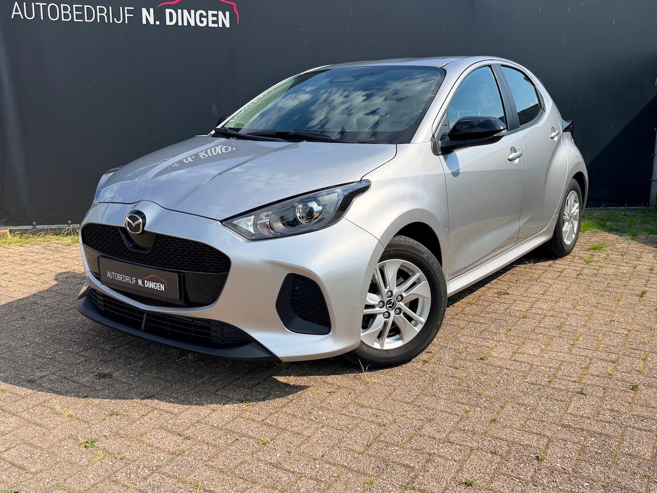 Mazda 2 Hybrid - 1.5 Centre-line camera stoelverwarming - AutoWereld.nl