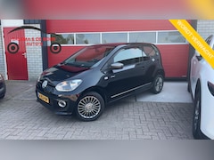 Volkswagen Up! - 1.0 high up BLUETOOTH / NAVI / ELEK RAMEN / DRIEM VV