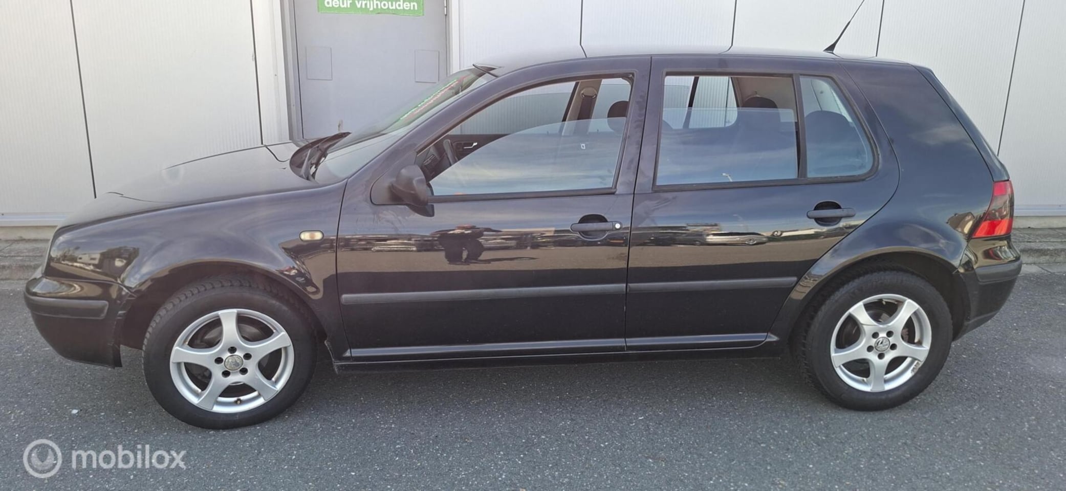 Volkswagen Golf - 1.6 Trendline apk juni 2027!!! - AutoWereld.nl