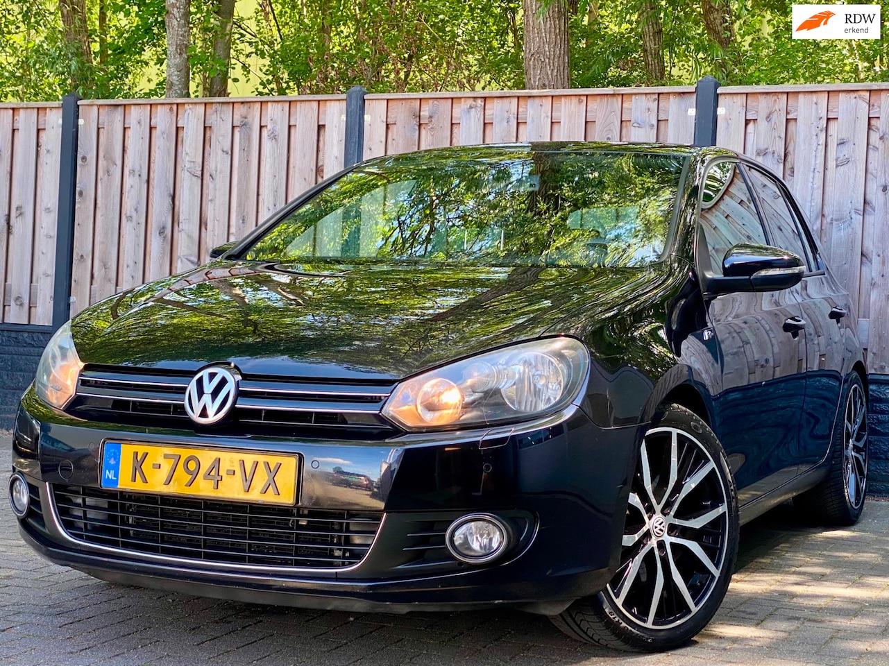 Volkswagen Golf Variant - 1.4 TSI R-Line Edition I Schuifdak I Navigatie I StoelverStoelverwarming I LM Velgen I Net - AutoWereld.nl