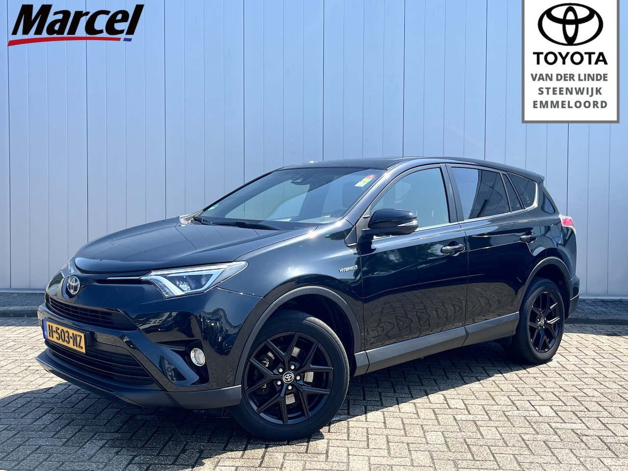 Toyota RAV4 - 2.5 Hybrid Black Edition Dealer Onderhouden Panorama Leer Alcantara Parkeer Sensoren Stoel - AutoWereld.nl