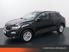 Volkswagen T-Roc - 1.5 TSI Style | 150 PK | Adaptive Cruise Control | Achteruitrijcamera | Climate Control |