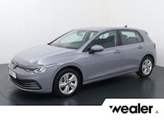 Volkswagen Golf - 1.0 eTSI Life | 110 PK | Automaat | Adaptive Cruise Control | Achteruitrijcamera | Apple C