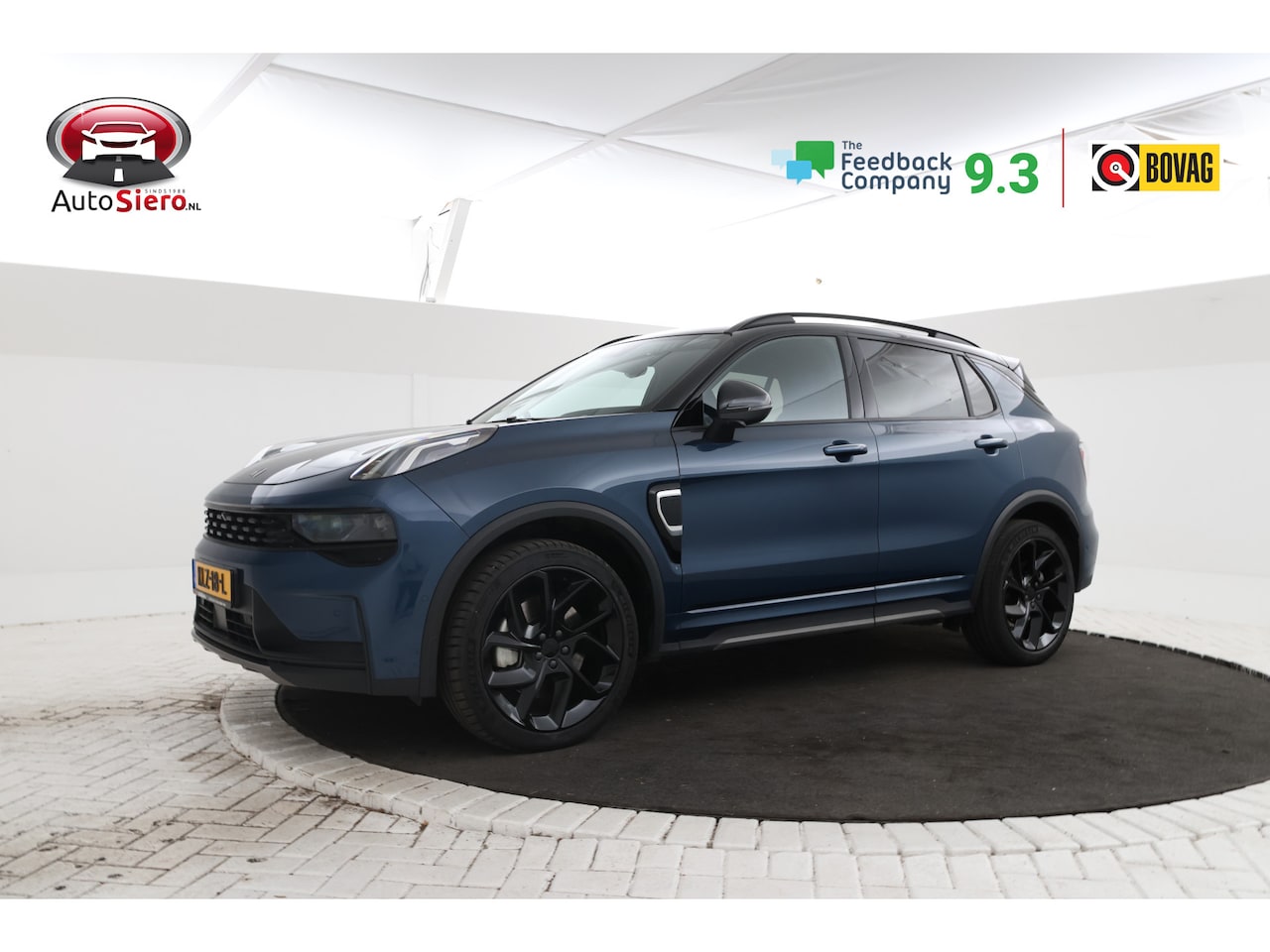 Lynk & Co 01 - 1.5 Zwarte hemel! Automaat, Panorama dak, BOMVOL!! - AutoWereld.nl
