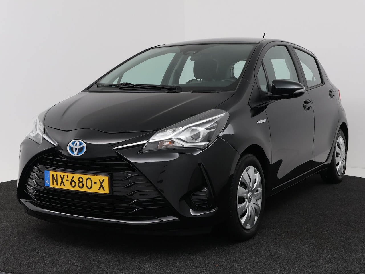Toyota Yaris - 1.5 Hybrid Aspiration | Navigatie | Camera | - AutoWereld.nl