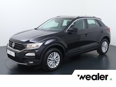 Volkswagen T-Roc - 1.5 TSI Style | 150 PK | Automaat | Climate control | Achteruitrijcamera | Apple Carplay/A
