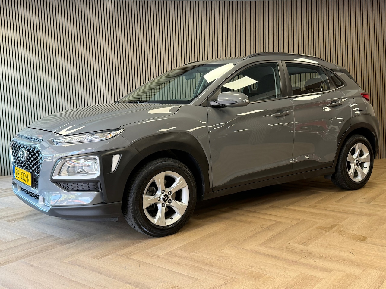 Hyundai Kona - 1.0 T-GDI Comfort NAVI CAMERA CLIMATE CRUISE CONTROL PDC CARPLAY MIRRORLINK - AutoWereld.nl