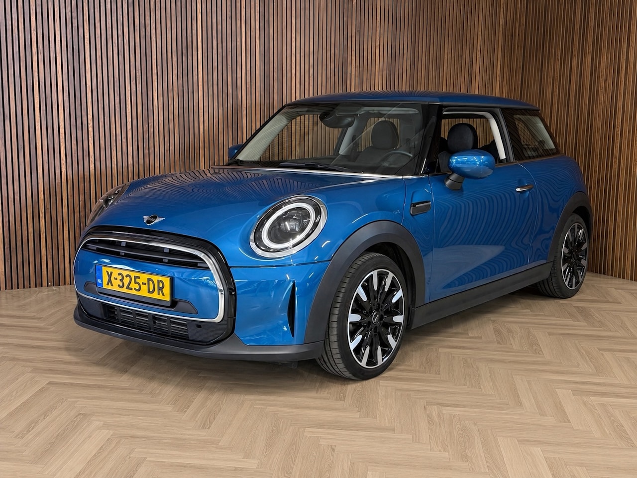 MINI 3-Deurs - 1.5 One Essential - Carplay - Dealer - AutoWereld.nl