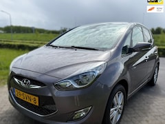 Hyundai ix20 - 1.4i i-Catcher NL Auto I Airco I Navigatie I Camera I Trekhaak I Leder I Panorama OpenDak