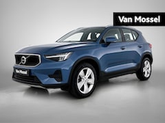 Volvo XC40 - B3 Core DCT | ACHTERUITRIJCAMERA | ELEKTRISCHE KOFFERKLEP | TREKHAAK | APPLE CARPLAY | CLI