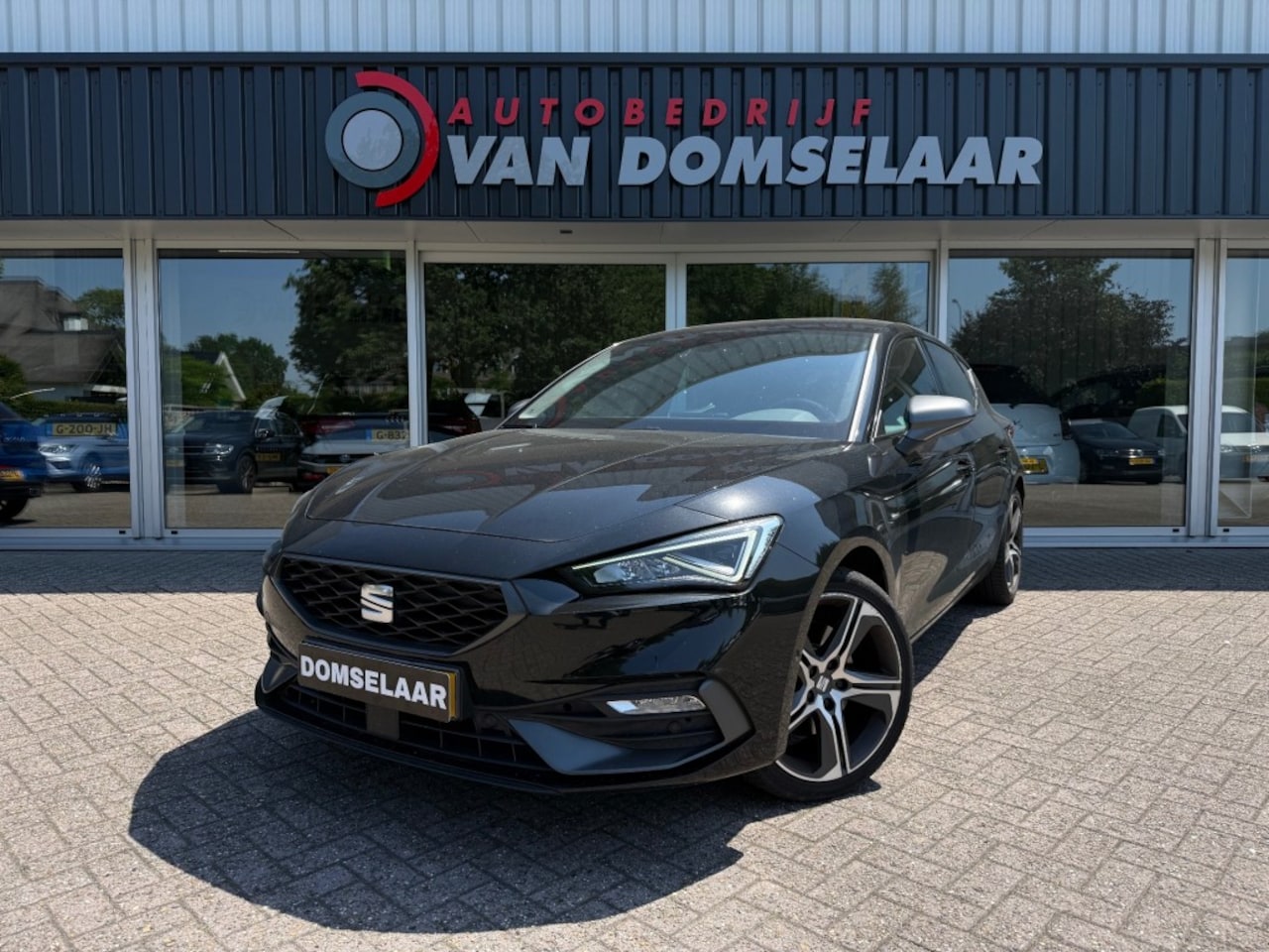 SEAT Leon - 1.5 TSI FR Launch Edition - 150 PK NL Auto Full-LED Camera Stoelverw. - AutoWereld.nl