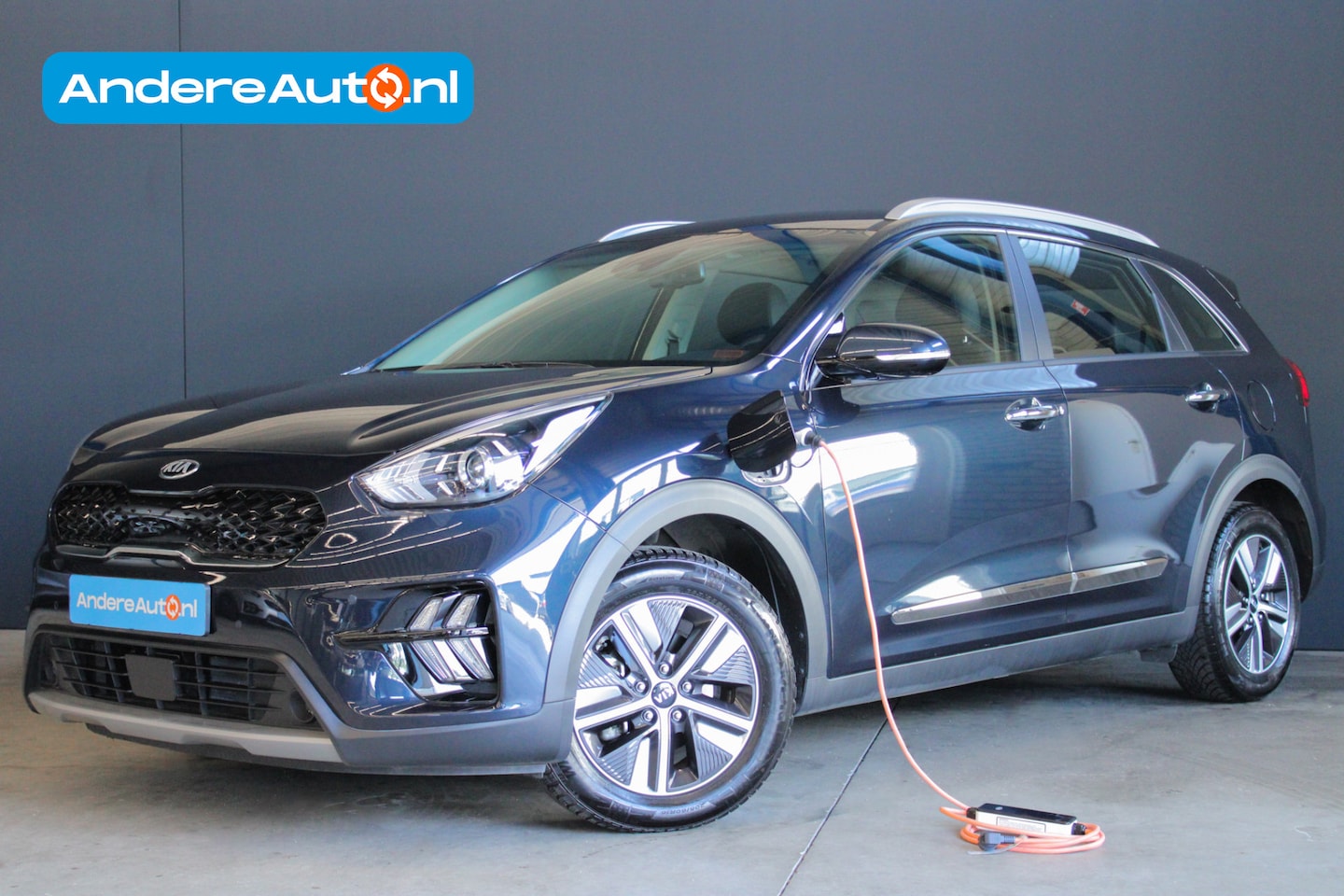 Kia Niro - 1.6 GDi PHEV DynamicLine |dealer onderhouden|stoelverwarming|camera|ACC| - AutoWereld.nl