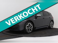 Volkswagen ID.3 - First Plus 58 kWh | Trekhaak | Org NL | CarPlay | Stoelverwarming | Navigatie | Camera | P
