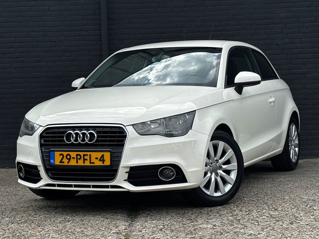 Audi A1 - 1.2 TFSI Ambition Pro Line Business AIRCO | ELEK RAMEN | NAVI | CRUISE | NWE APK - AutoWereld.nl