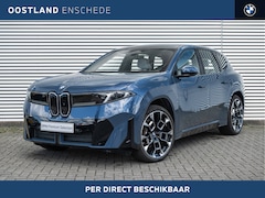 BMW iX3 - 50 xDrive M Sport / Trekhaak / Panoramadak / Iconic Glow / Harman-Kardon / Head-Up / Stoel