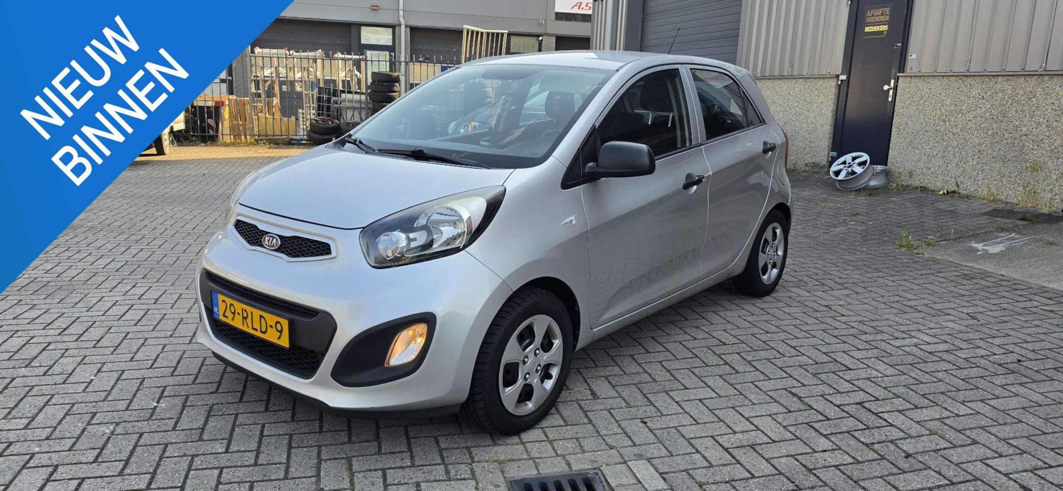 Kia Picanto - 1.2 CVVT Airco 1.2 CVVT Airco - AutoWereld.nl