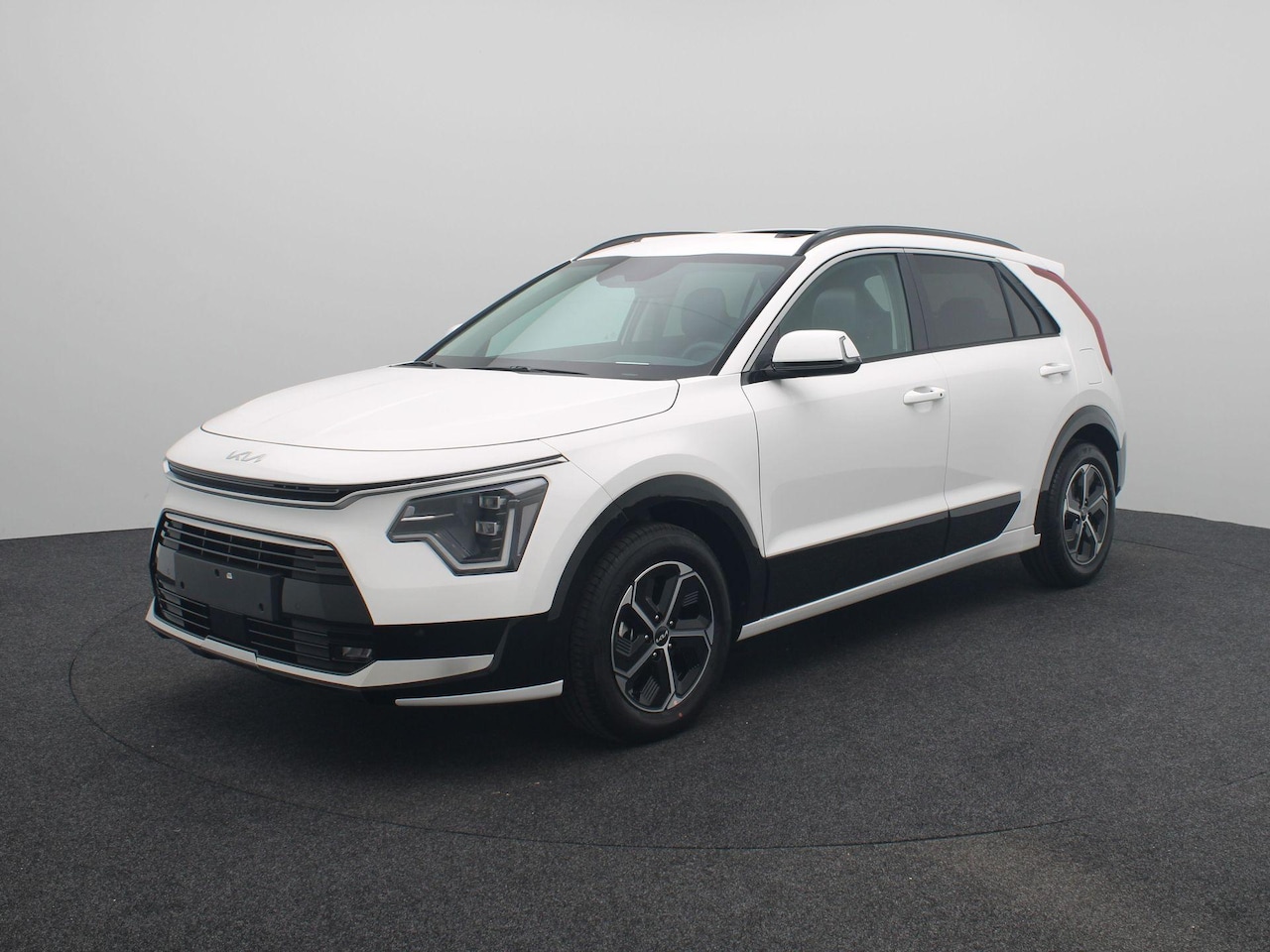 Kia Niro - 1.6 GDi Hybrid DynamicPlusLine Leder | Stoelverwarming | Open Dak | Diverse kleuren uit vo - AutoWereld.nl