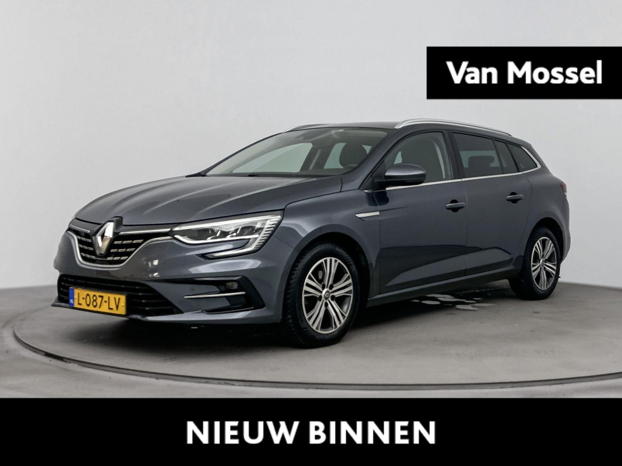 Renault Mégane Estate - 1.3 TCe Intens | Airco Automatisch | Achteruitrijcamera | All Seasonbanden | Apple Carplay - AutoWereld.nl