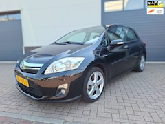 Toyota Auris - | 1.8 Full Hybrid Executive | Airco | Cruise control | 2e eigenaar |