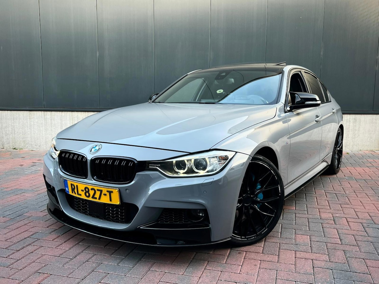BMW 3-serie - 318d High Executive * M-perf * Aut * Pano * Led * Liefhebber auto * - AutoWereld.nl
