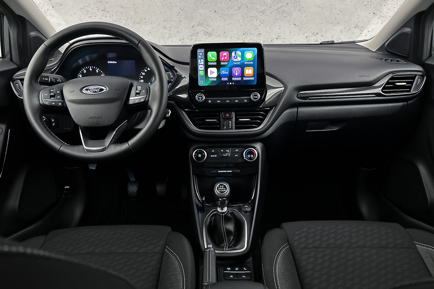 Ford Puma - 1.0 EcoBoost Hybrid Titanium | Camera | LED koplampen | Apple Carplay - AutoWereld.nl