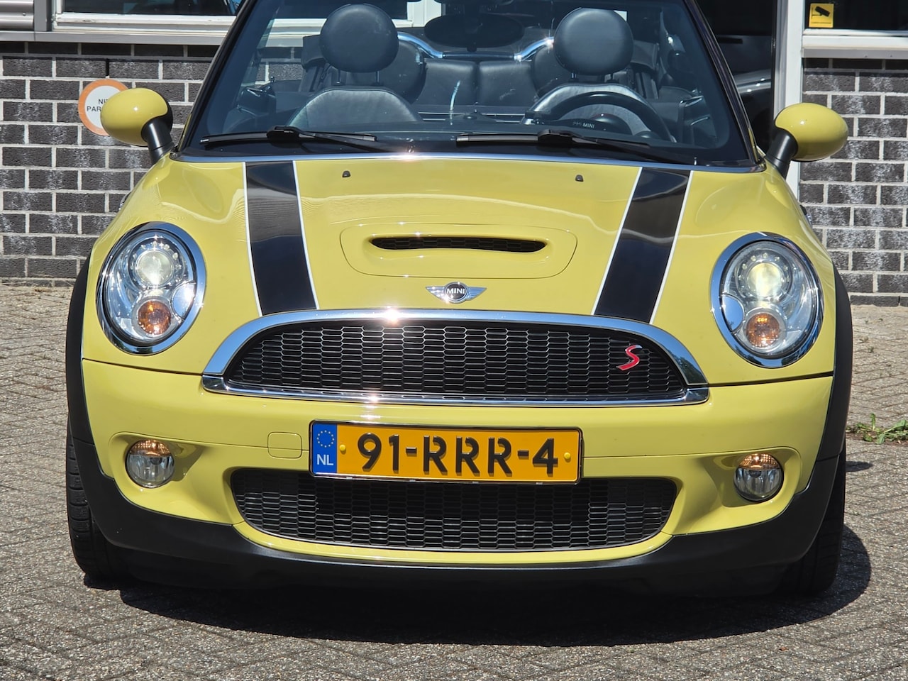 MINI Cabrio - 1.6 Cooper S Leder Xenon - AutoWereld.nl