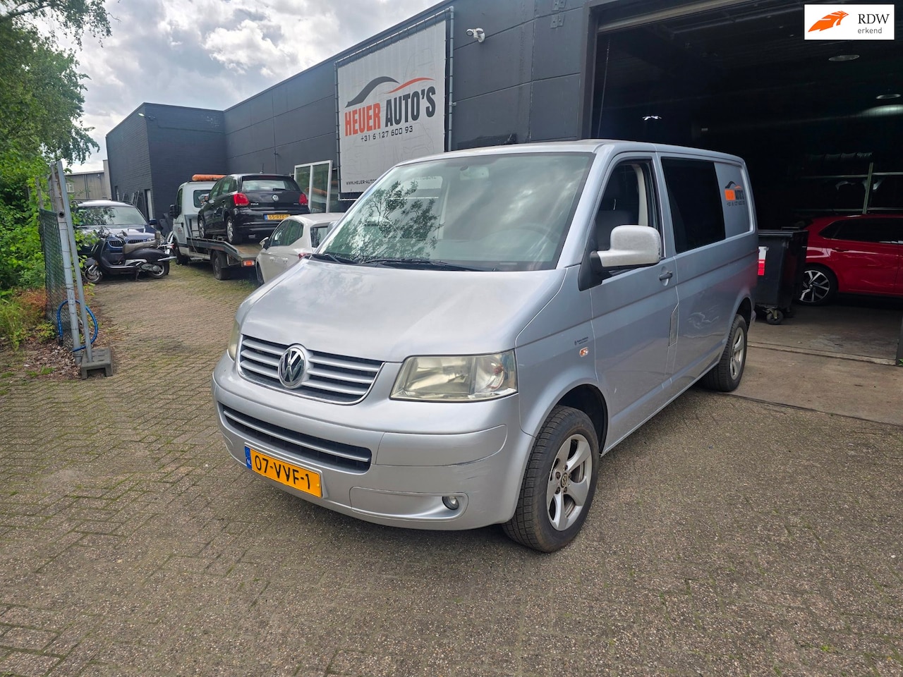 Volkswagen Transporter - 2.5 TDI !!automaat defect rijdt wel in NOOD!! dubbel cabine MOTOR LOOPT GOED - AutoWereld.nl