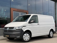Volkswagen Transporter - 2.0 TDI L1H1 30 | Stoelverwarming | Apple Carplay | ACC | Lane Assist |