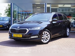 Skoda Octavia Combi - 1.0 e-TSI Business Edition Plus Automaat | Airco | Navigatie | Vol opties | CarPlay | Elek