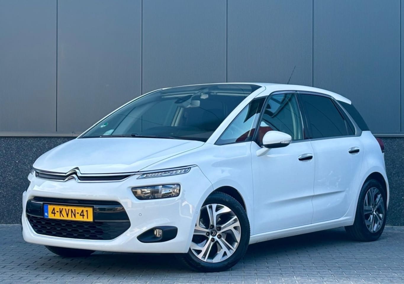 Citroën C4 Picasso - 1.6 HDi Intensive 1.6 HDi Intensive - AutoWereld.nl