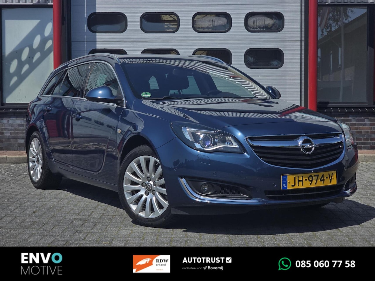 Opel Insignia Sports Tourer - 1.6 T Innovation Navi/Xenon/Trekhaak - AutoWereld.nl