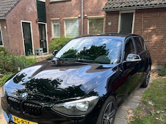 BMW 1-serie - 116i High Executive