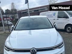 Volkswagen Golf - 1.5 eHybrid Life Edition | Automaat | 360 graden Camera | Climate Control | Apple Carplay