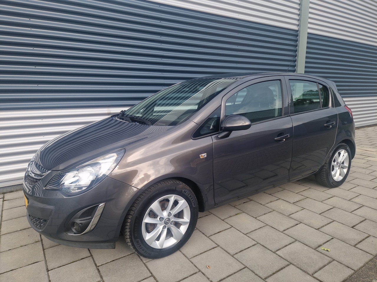 Opel Corsa - 1.4-16V Berlin 1.4-16V Berlin - AutoWereld.nl