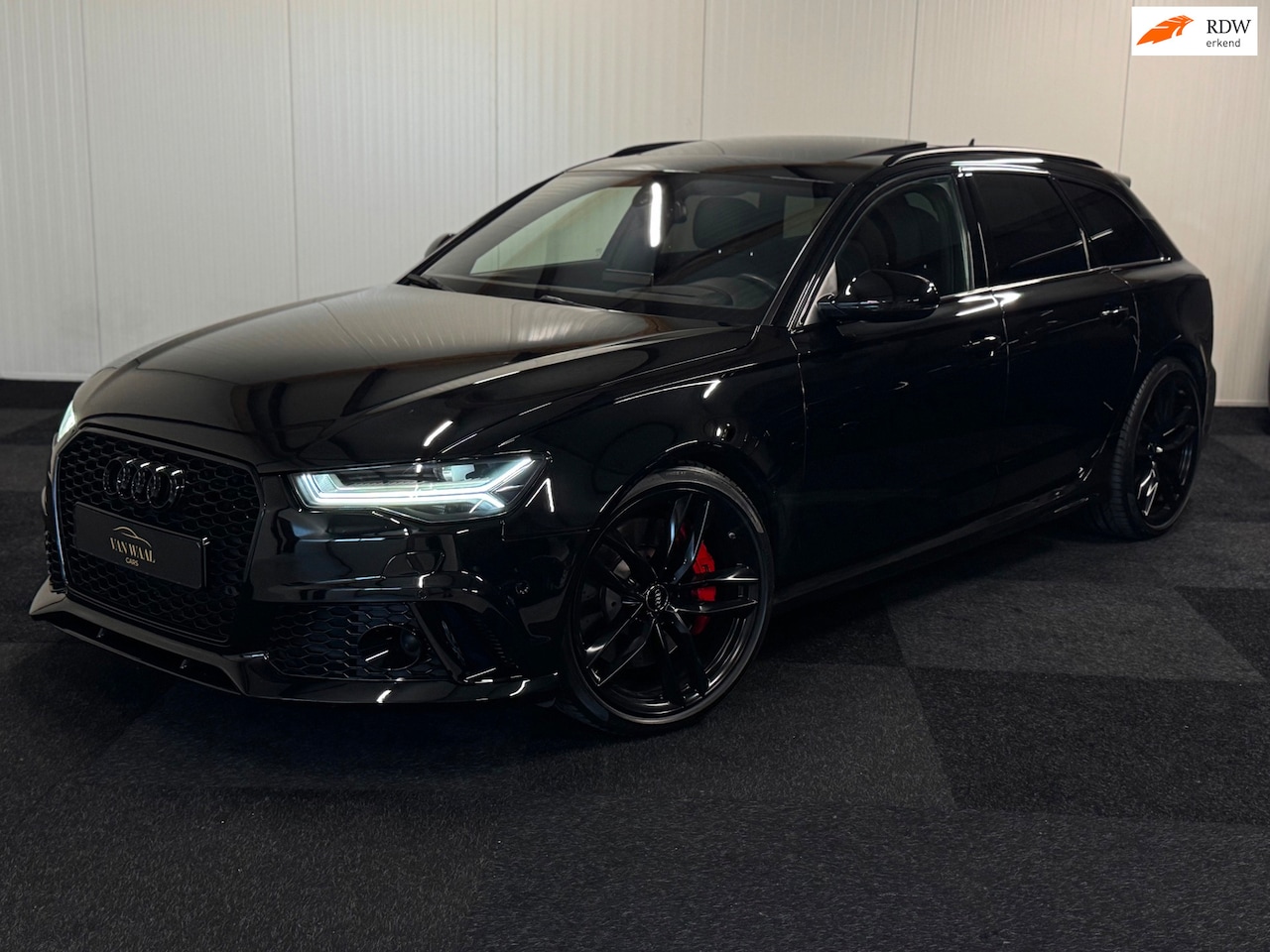 Audi RS6 - Avant 4.0 TFSI RS 6 quattro 2017 650PK CAPRISTO|SOFTCLOSE|LUCHTVERING|HUD|ACC|TREKHAAK| - AutoWereld.nl