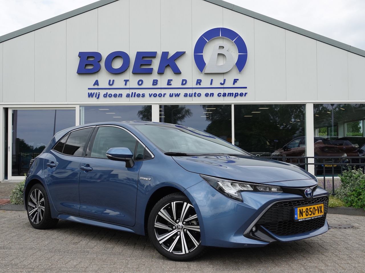 Toyota Corolla - 1.8 Hybrid Business Plus H-LEER | CRUISE | LMV | CAMERA - AutoWereld.nl