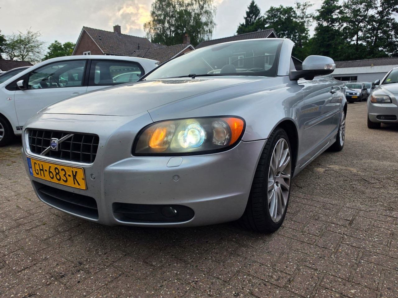 Volvo C70 Convertible - 2.0D Summum 2.0D Summum - AutoWereld.nl