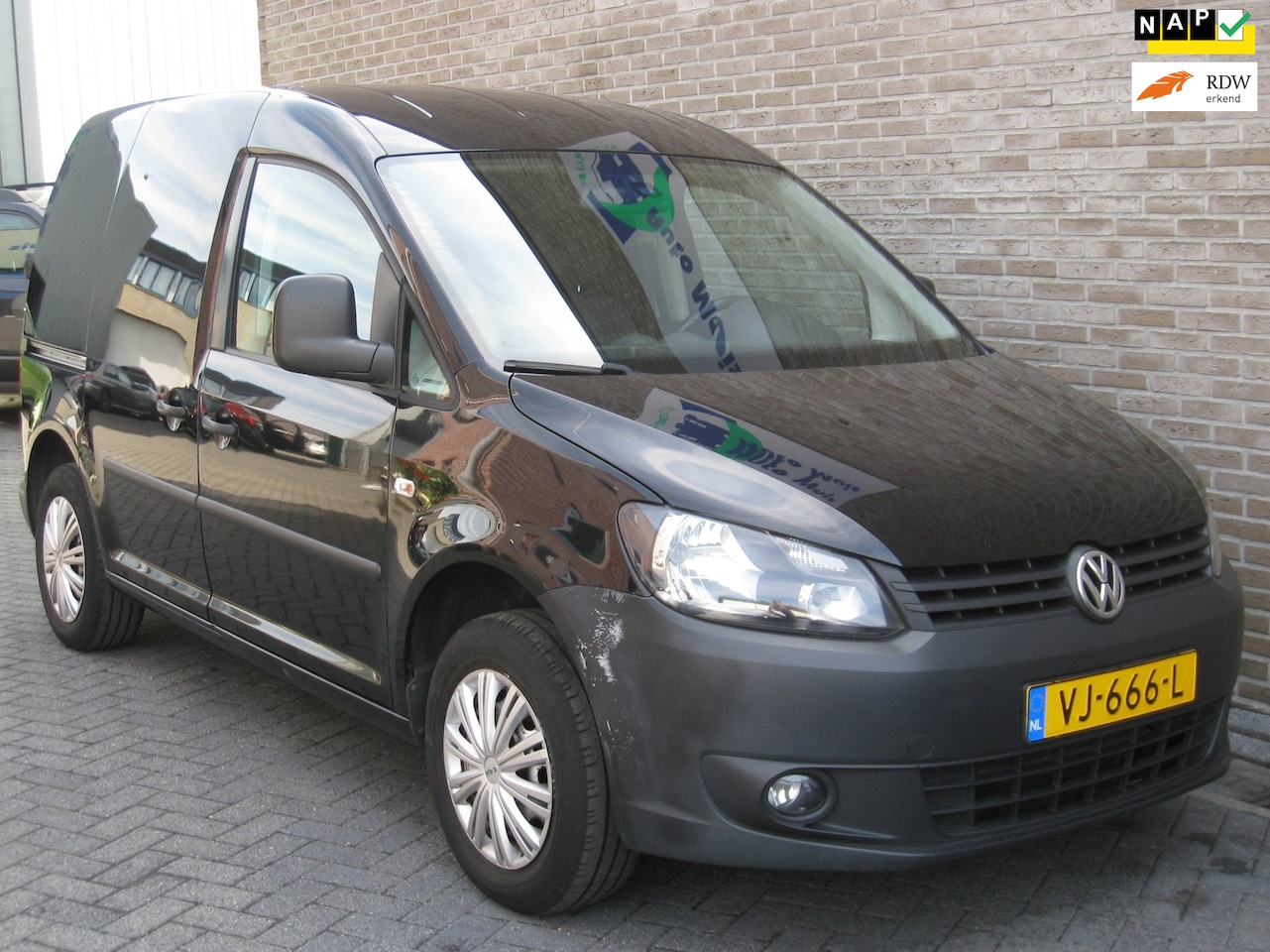 Volkswagen Caddy - 1.6 TDI - 2e eig! - trekhaak - - AutoWereld.nl