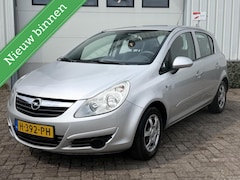 Opel Corsa - 1.2-16V Essentia Airco nieuwe Apk