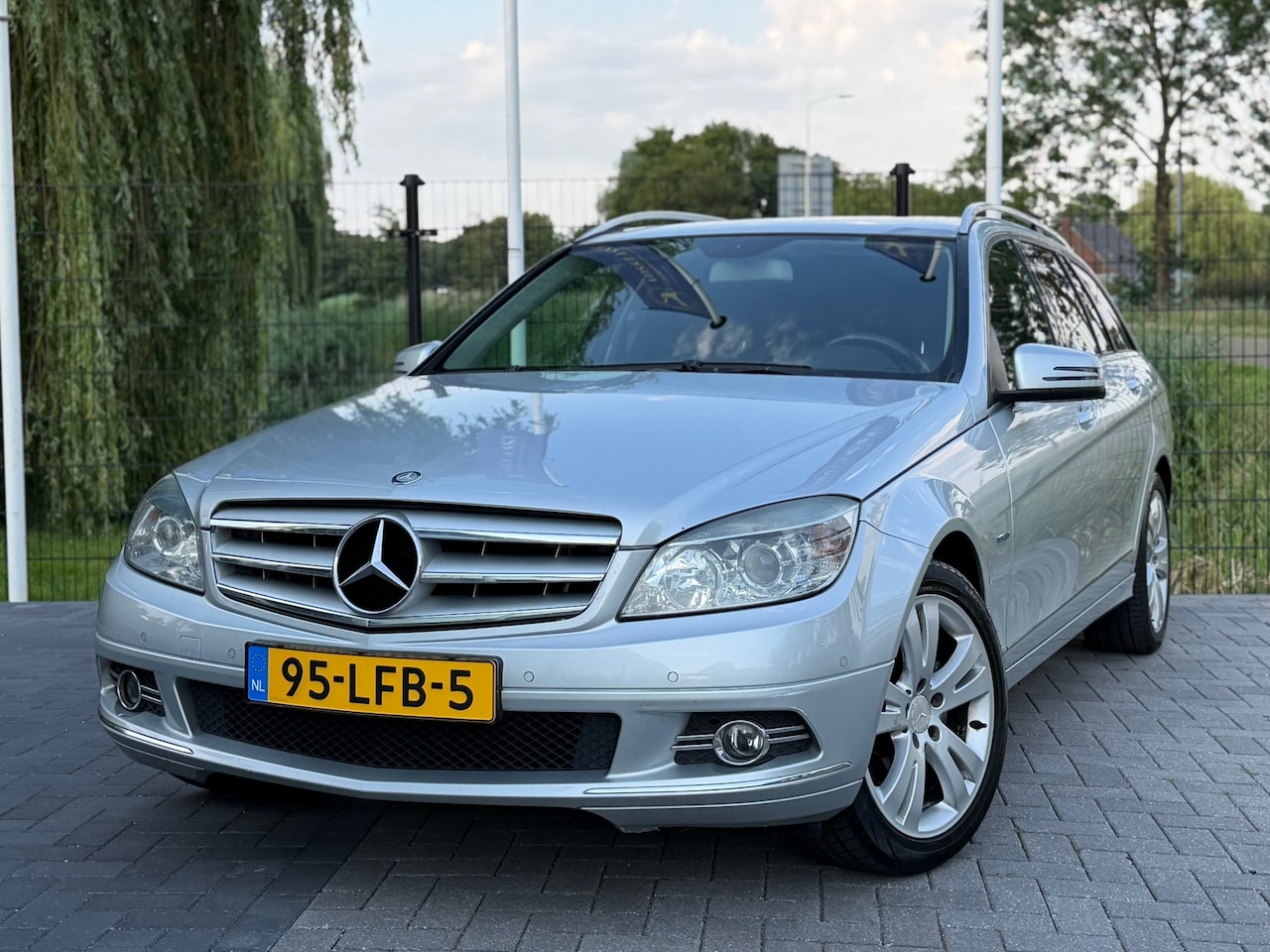Mercedes-Benz C-klasse Estate - 180 K BlueEFFICIENCY Avantgarde AUT / CLIMA / CRUISE / PDC - AutoWereld.nl