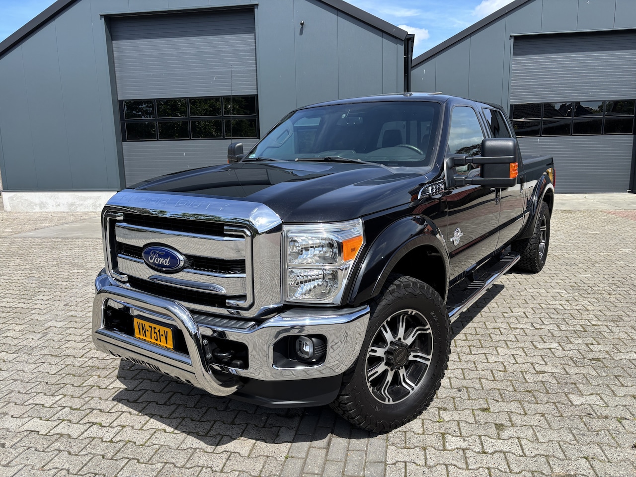 Ford F250 - F-250 6.7 V8 Powerstroke. Superduty, Lariat, Crew-Cab, Grijs kenteken. - AutoWereld.nl
