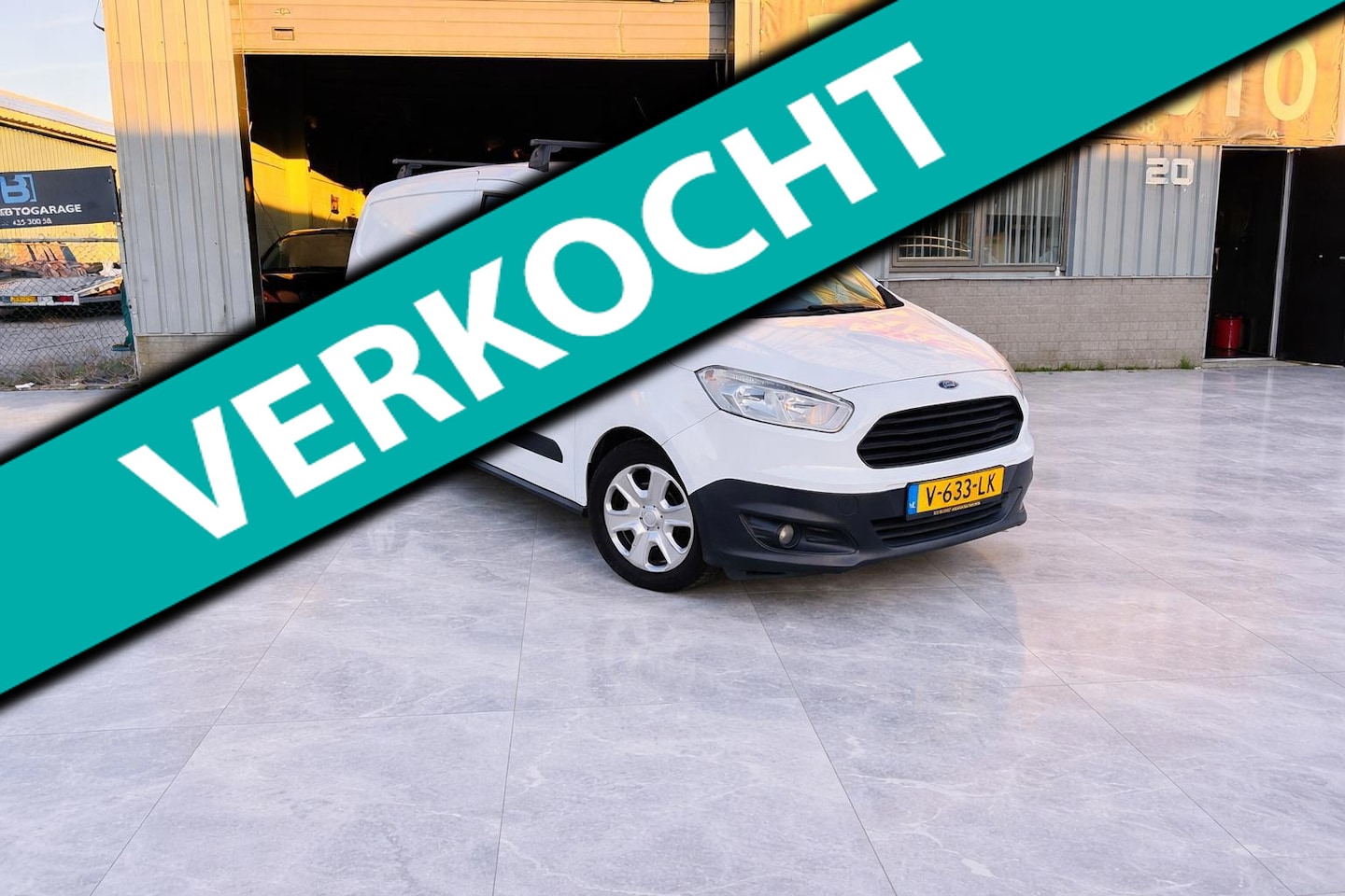 Ford Transit Courier - 1.5 TDCI Trend PDC/Cruise/Airco - AutoWereld.nl